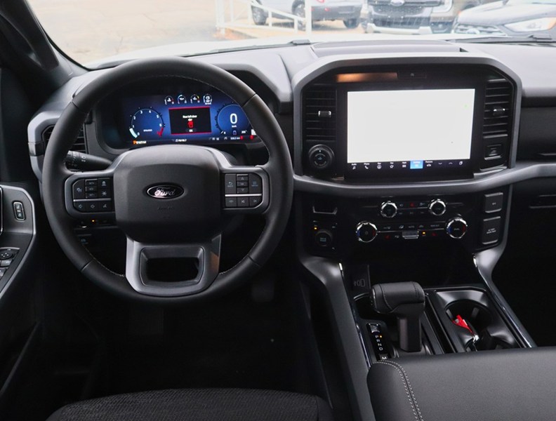 2026 Ford F-150 XLT | 4X4 | 2.7L | 302A | BLK PKG