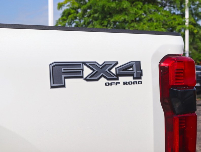 2026 Ford F-250 XLT |4X4 |6.7L |BLK PKG |ROOF |ULT PKG|PREM PKG