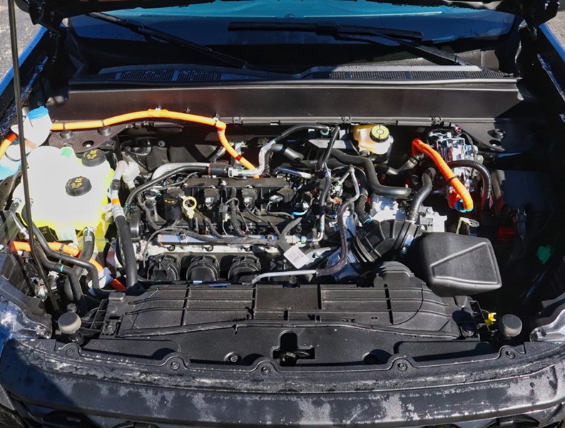 2026 Ford Maverick XLT | AWD | HYBRID