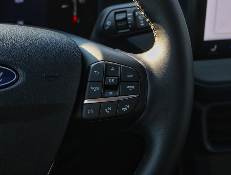 2026 Ford Maverick XLT | AWD | HYRBID | BLK PK | LUX | 4K | ROOF