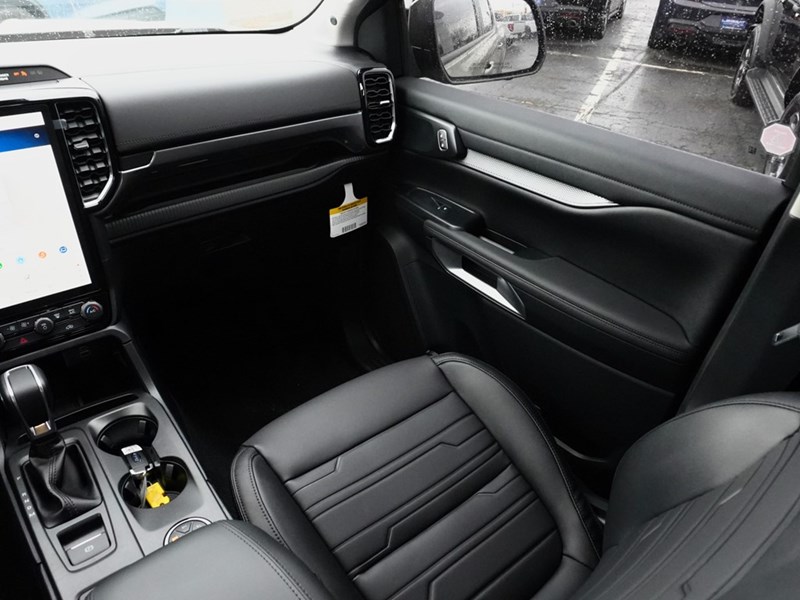 2026 Ford Ranger LARIAT | 4X4 | 2.7L | BLK PK | TOW | CONV PKG
