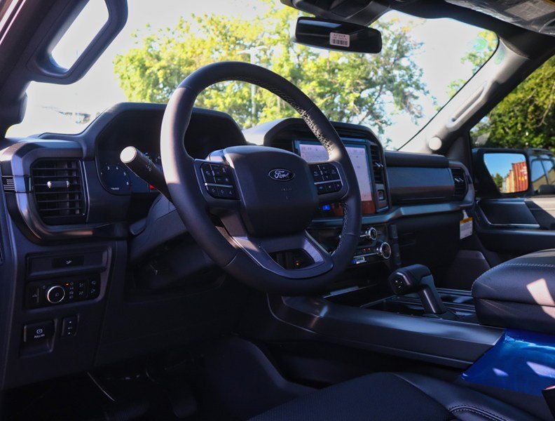 2026 Ford F-150 LARIAT | 4X4 | 3.5L | 501A | BLK PK | ROOF