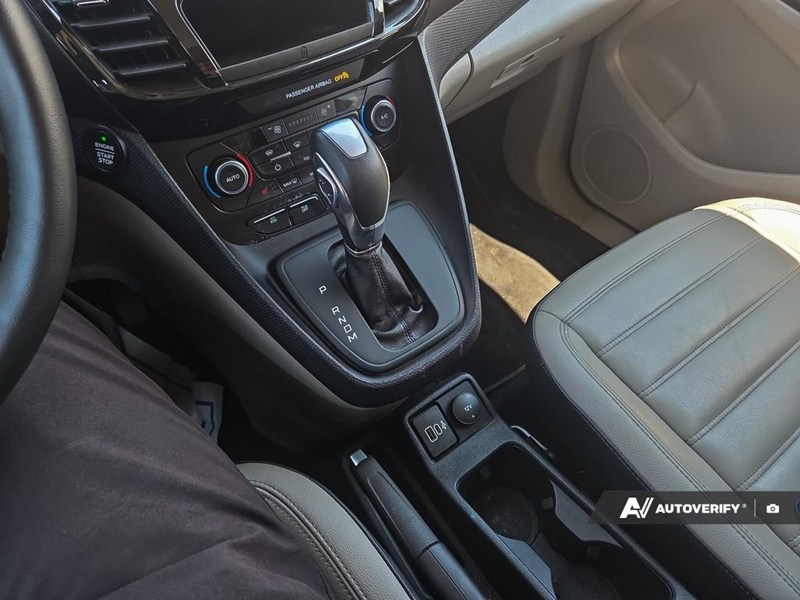 2022 Ford Transit Connect Wagon Titanium w/Dual Sliding Doors