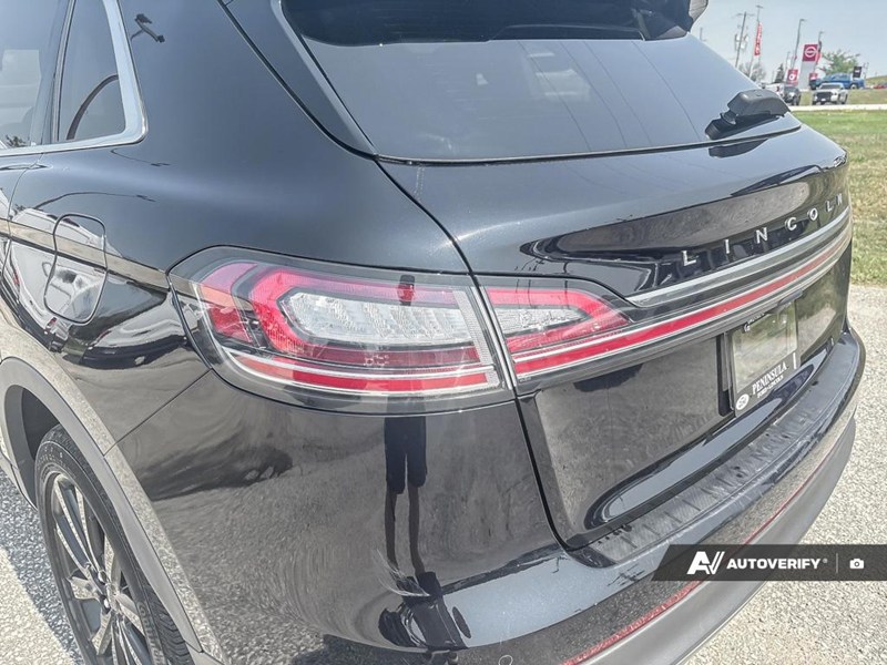 2022 Lincoln Nautilus Reserve AWD