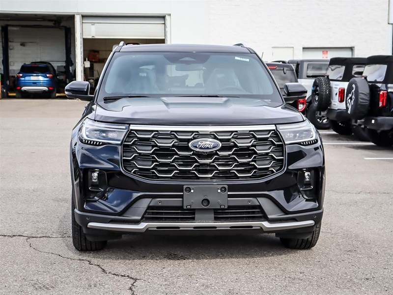 2026 Ford Explorer Platinum 4WD