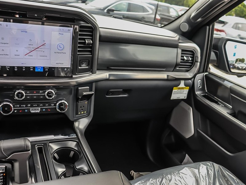 2026 Ford F-150 LARIAT 4WD SuperCrew 5.5' Box