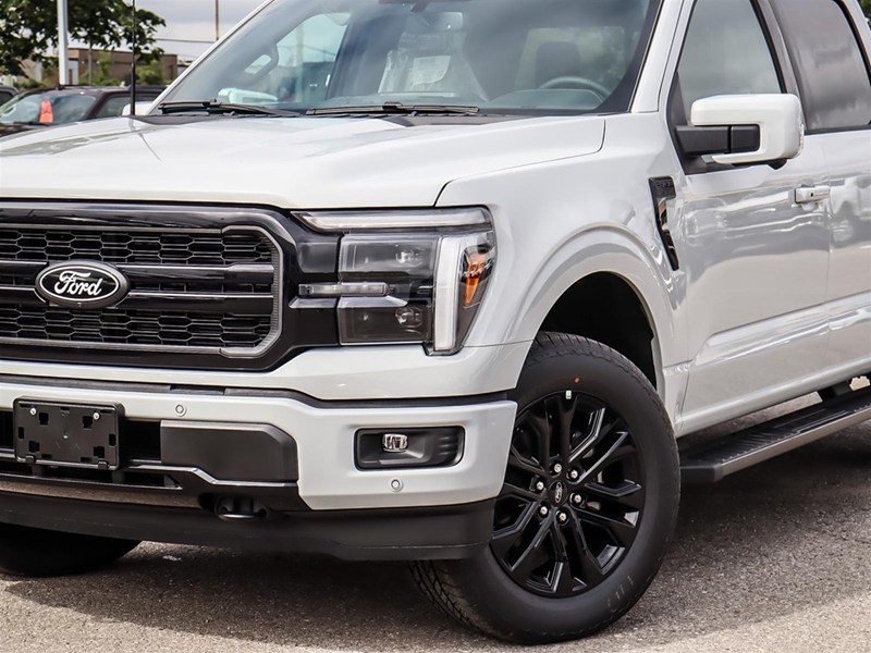 2026 Ford F-150 LARIAT 4WD SuperCrew 5.5' Box