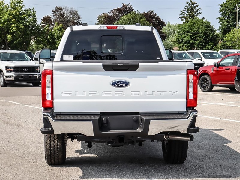 2026 Ford F-250 XLT 4WD Crew Cab 6.75' Box