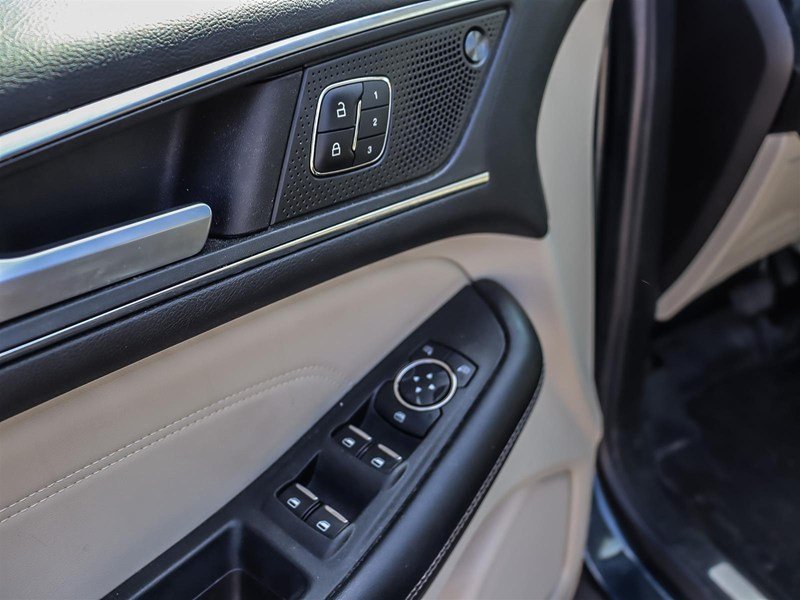 2022 Ford Edge Titanium AWD