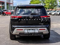 2022 Nissan Pathfinder Platinum 4WD