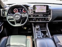 2022 Nissan Pathfinder Platinum 4WD