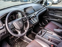 2025 Honda Odyssey Black Edition Auto