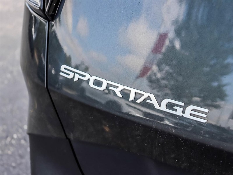 2024 Kia Sportage LX AWD