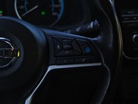 2018 Nissan LEAF SL Hatchback