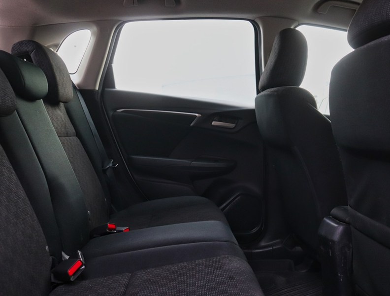 2016 Honda Fit 5dr HB CVT LX