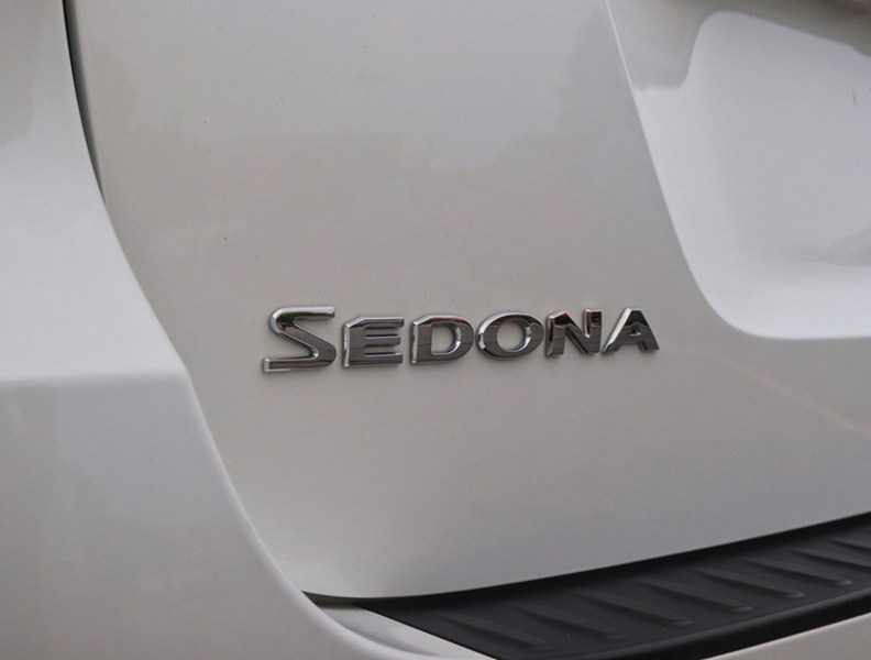 2017 Kia Sedona 4dr Wgn SX+