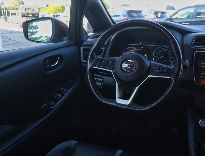 2018 Nissan LEAF SL Hatchback