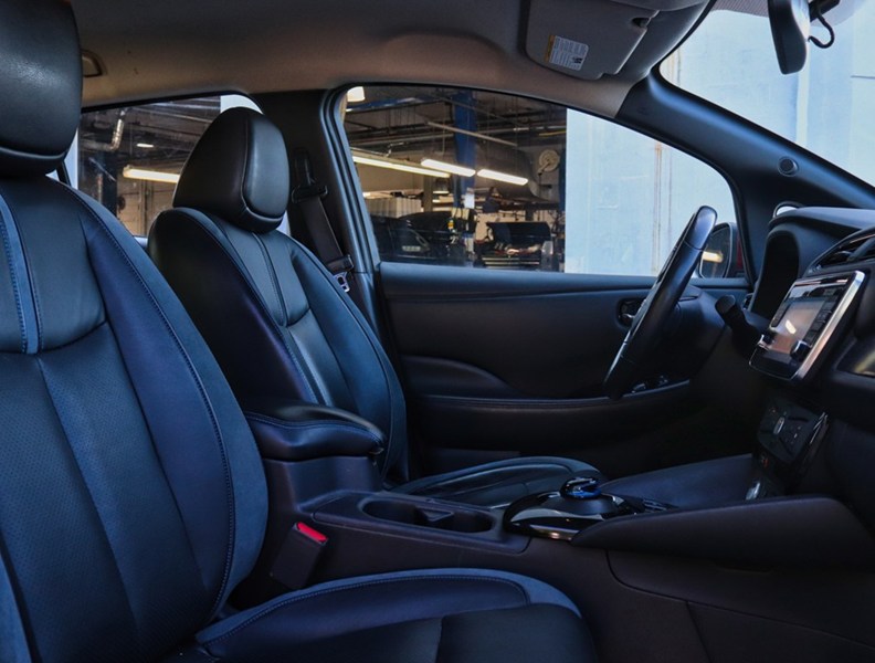 2018 Nissan LEAF SL Hatchback