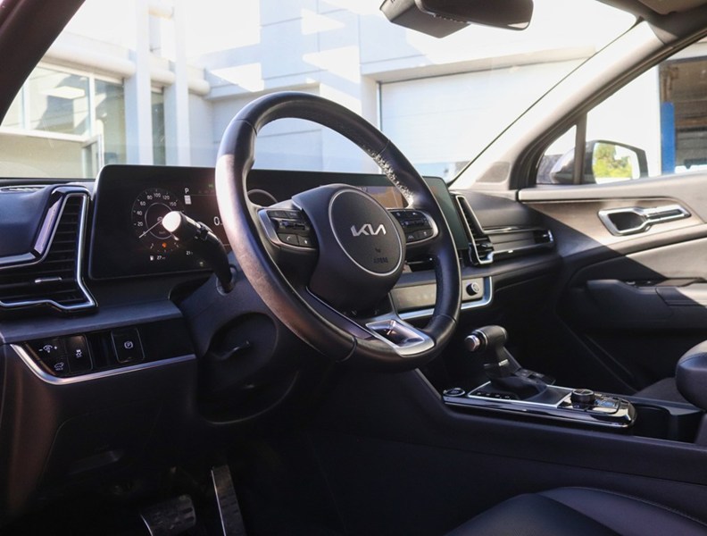 2023 Kia Sportage X-Line Limited AWD w/Black Interior