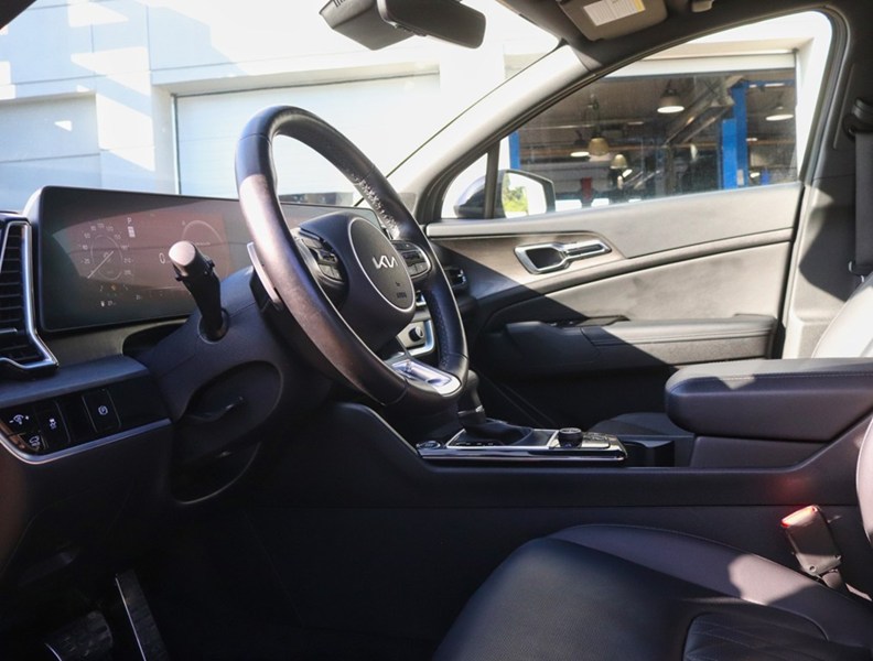 2023 Kia Sportage X-Line Limited AWD w/Black Interior