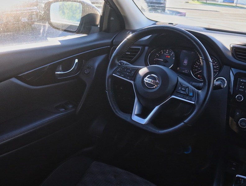 2023 Nissan Qashqai AWD SV CVT
