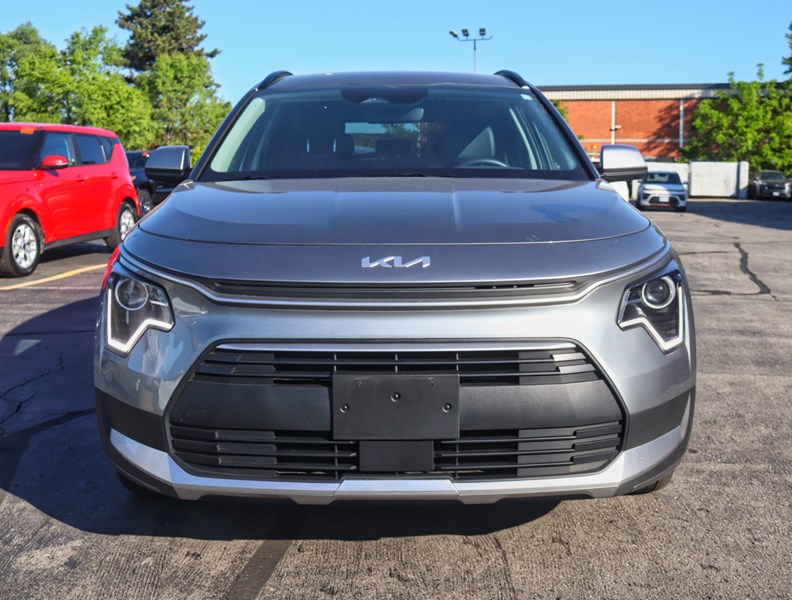 2024 Kia Niro PHEV 1000KM/TANK/BEST IN CLASS CARGO/OFF-LEASE