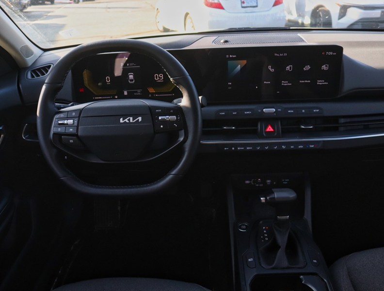 2025 Kia K4 EX FWD