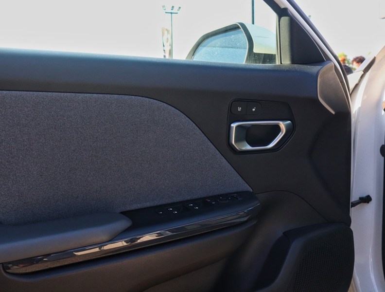 2025 Kia K4 EX FWD