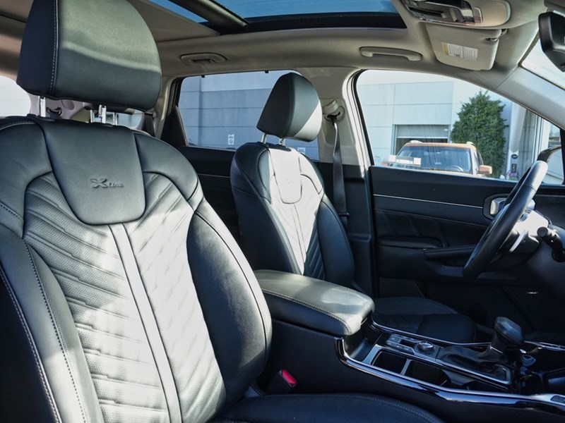 2025 Kia Sorento X-LINE LIMITED | 4.49 % | CERTIFIED PRE-OWNED