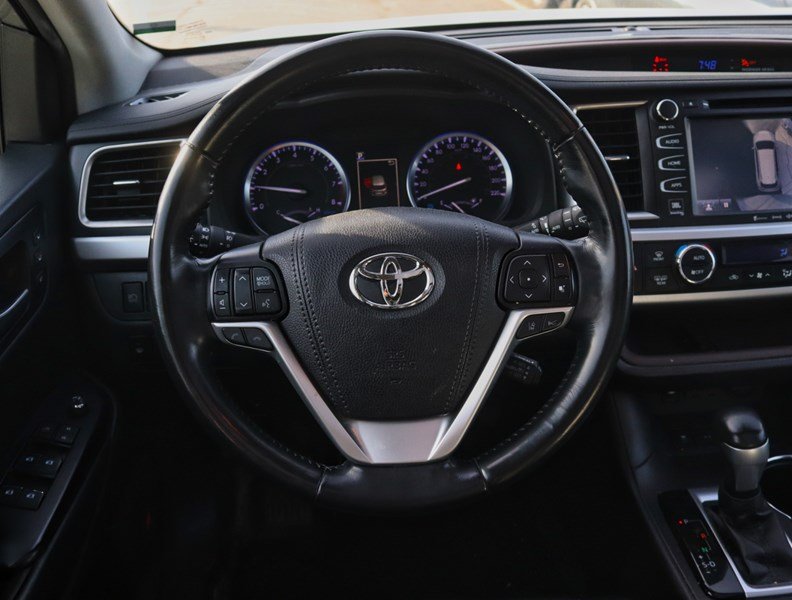 2019 Toyota Highlander AWD Limited