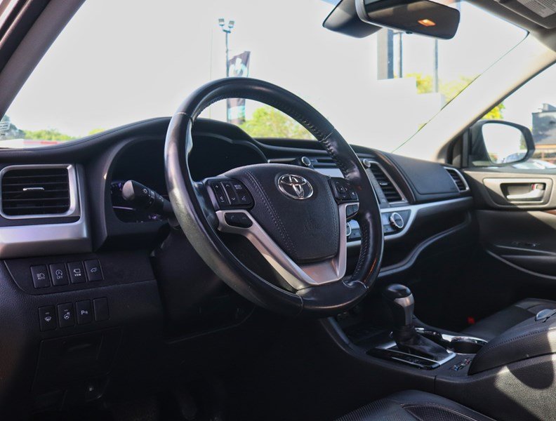 2019 Toyota Highlander AWD Limited