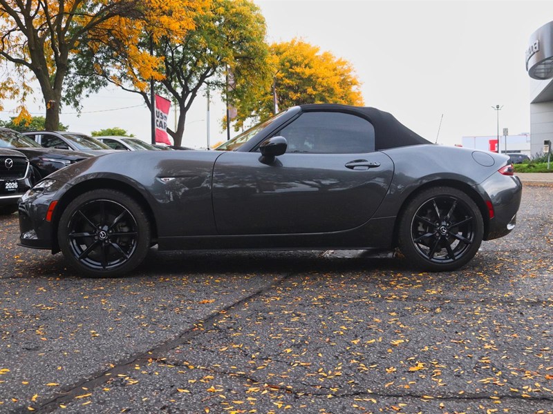 2023 Mazda MX-5 GS