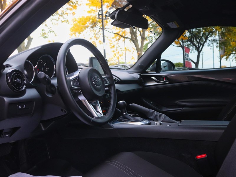 2023 Mazda MX-5 GS