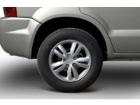 2009 Hyundai Tucson FWD 4dr I4 Auto GL Exterior Shot 5