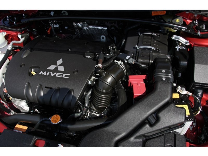 2009 Mitsubishi Lancer 4dr Sdn CVT SE Exterior Shot 3