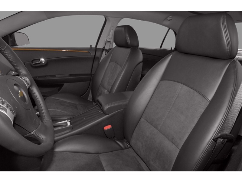 2010 Chevrolet Malibu 4dr Sdn LS Interior Shot 5