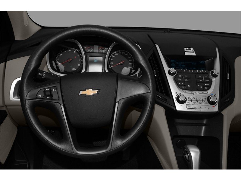 2010 Chevrolet Equinox FWD 4dr 1LT Interior Shot 3