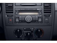 2010 Nissan Versa 5dr HB I4 Manual 1.8 S Interior Shot 2