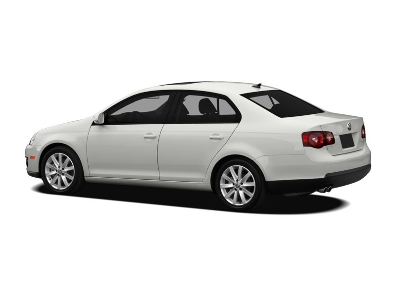2010 Volkswagen Jetta 4dr 2.0T TSI Man Wolfsburg Exterior Shot 10