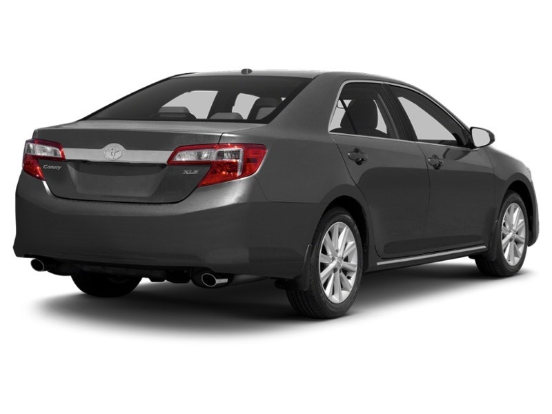 2012 Toyota Camry 4dr Sdn V6 Auto XLE Exterior Shot 2