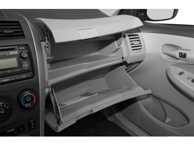 2012 Toyota Corolla 4dr Sdn Man CE Interior Shot 4