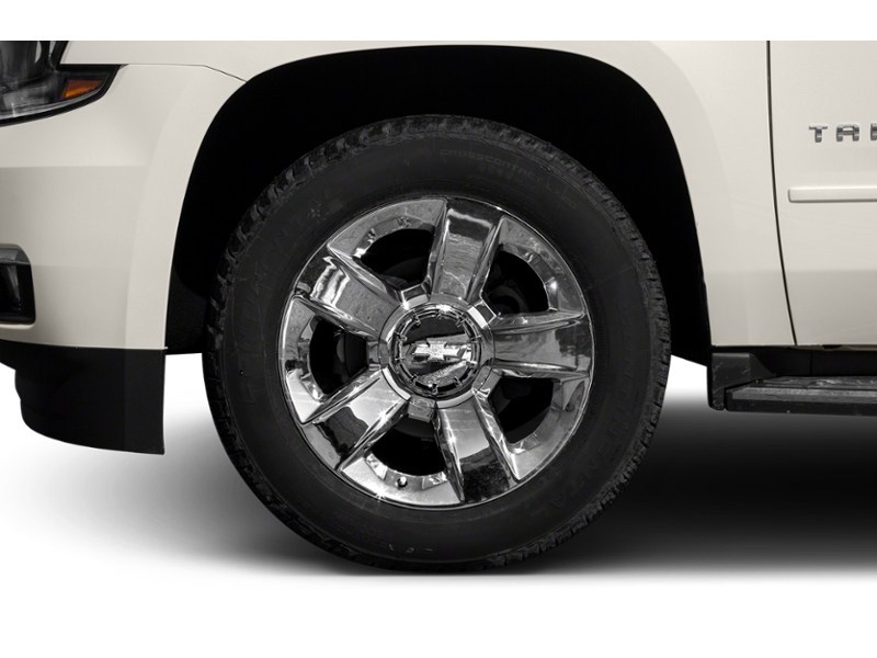 2016 Chevrolet Tahoe 4WD 4dr LTZ Exterior Shot 5