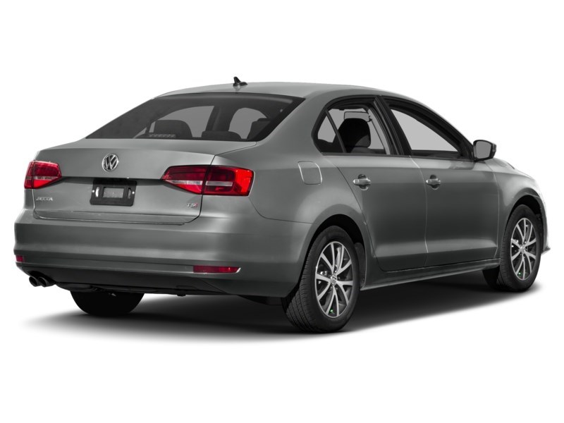 2017 Volkswagen Jetta 4dr 1.4 TSI Auto Wolfsburg Edition Exterior Shot 2