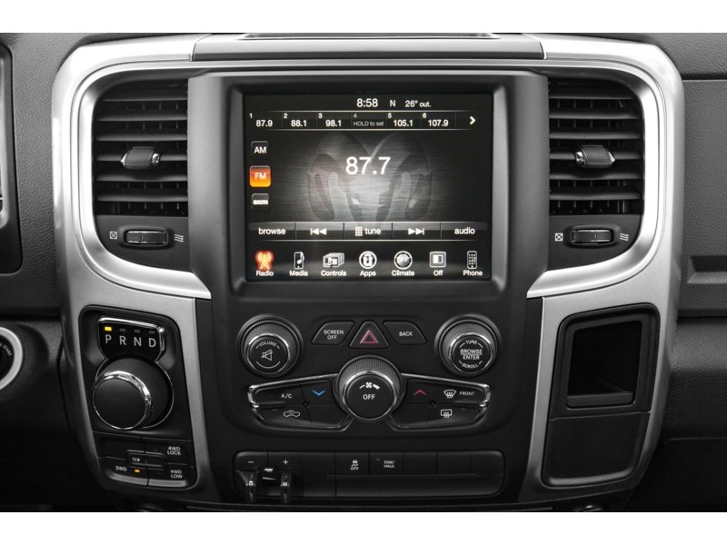 2019 RAM 1500 Classic SLT 4x4 Crew Cab 5'7