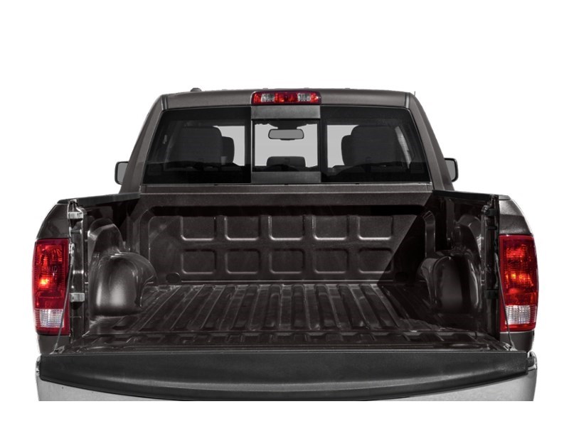 2018 RAM 1500 Big Horn 4x4 Crew Cab 5'7