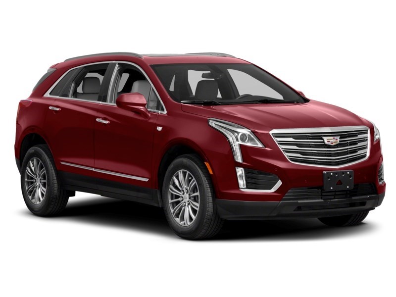 2018 Cadillac XT5 AWD 4dr Luxury Exterior Shot 9