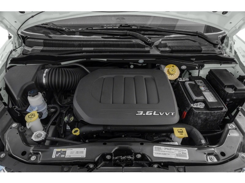 2018 Dodge Grand Caravan Canada Value Package 2WD Exterior Shot 3