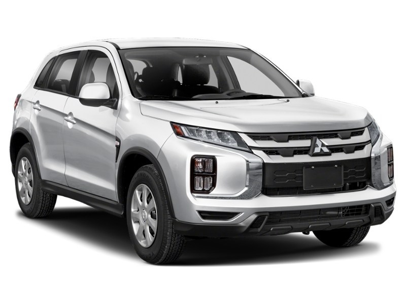 2024 Mitsubishi RVR ES AWC Exterior Shot 8