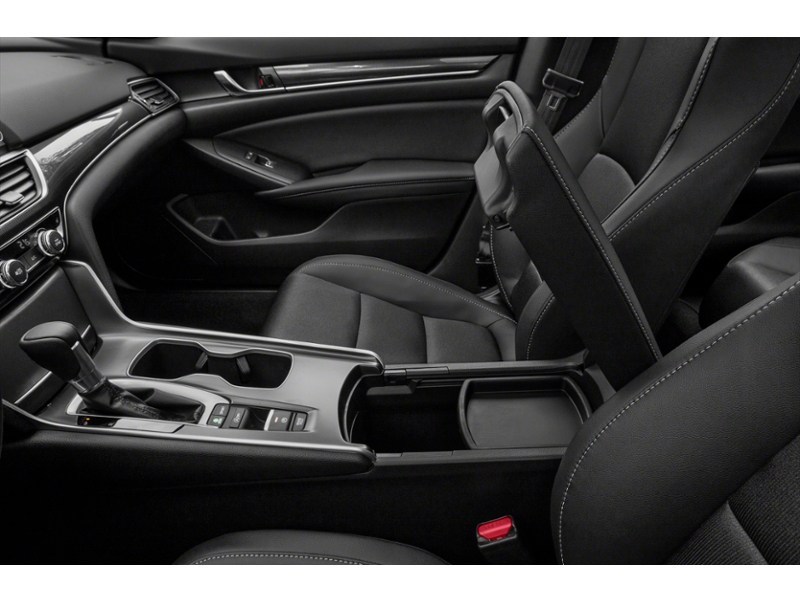 2022 Honda Accord Sedan Sport CVT Interior Shot 7