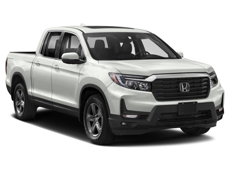 2023 Honda Ridgeline Touring AWD Exterior Shot 8